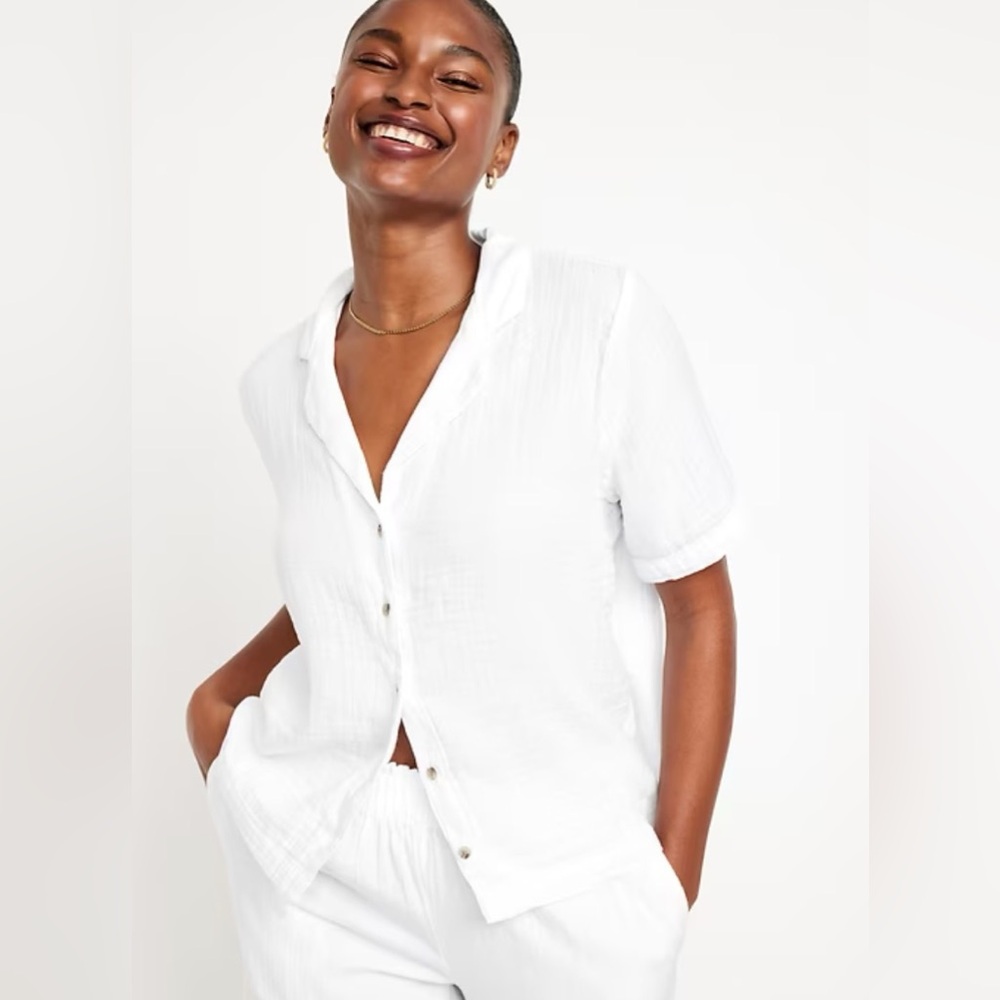 Old Navy Crinkle Gauze Buttondown